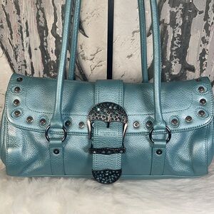 Prague Pearlized East west Pebble leather Handbag.